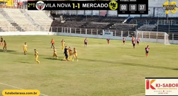 Mercado despacha Vila e vai a decisão do Amadorão