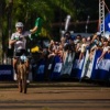 Kira Böhm (ALE) e Ulan Galinski venceram o emblemático Cross Country Olímpico da CiMTB Araxá em março