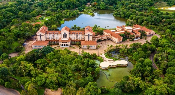 Sede da abertura da CIMTB, ‘novo’ Grande Hotel Termas de Araxá vive um momento de renovação